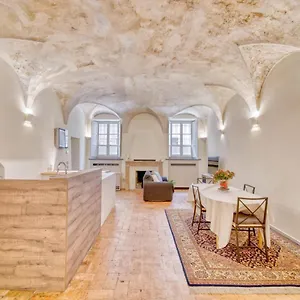 Centro Loft Incantevole Con Volte Appartamento